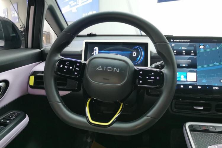 Used AION Y 2022 70 Tech Edition Lithium Iron Phosphate Steering Wheel