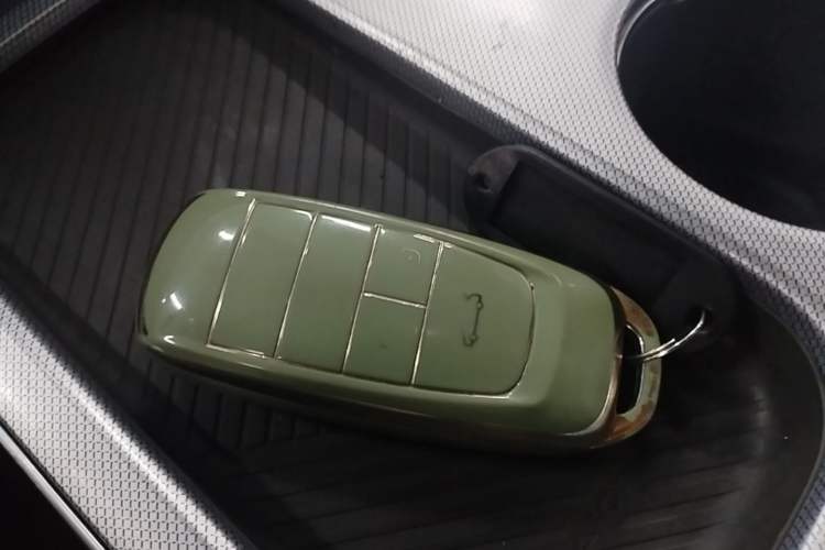 Used AION Y 2022 Plus 70 Tech Edition Vehicle Key