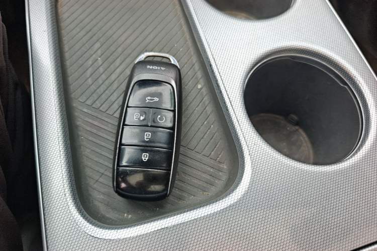 Used AION Y 2022 Plus 70 Tech Edition Vehicle Key