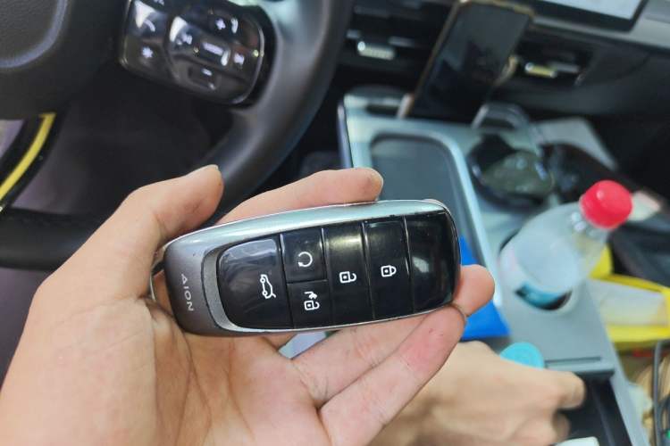 Used AION Y 2022 Plus 70 Smart Edition Vehicle Key
