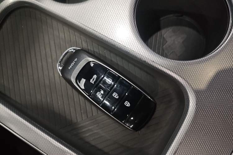 Used AION Y 2022 Plus 70 Tech Edition Vehicle Key