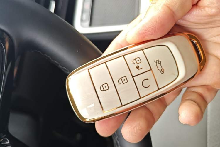 Used AION Y 2022 70 Intelligent Edition Lithium Iron Phosphate Vehicle Key