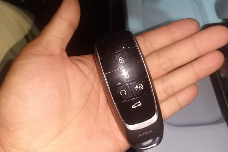 Used AION Y 2022 Plus 70 Tech Edition Vehicle Key