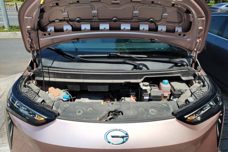 Used AION Y 2022 70 Intelligent Driving Version Lithium Iron Phosphate Engine Bay