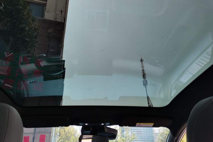 Used AION Y 2022 70 Intelligent Driving Version Lithium Iron Phosphate Headliner