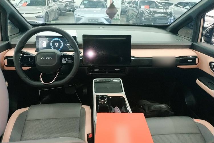 Used AION Y 2022 70 Intelligent Edition Lithium Iron Phosphate Interior 2