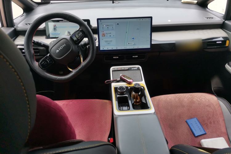 Used AION Y 2022 80 Ultra-Long Range Edition Interior 2