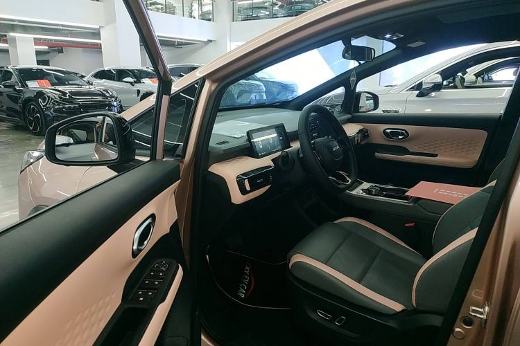 Used AION Y 2022 70 Intelligent Edition Lithium Iron Phosphate Interior 3