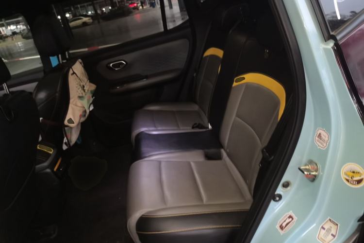 Used AION Y 2022 70 Intelligent Edition Lithium Iron Phosphate Left Rear Seat