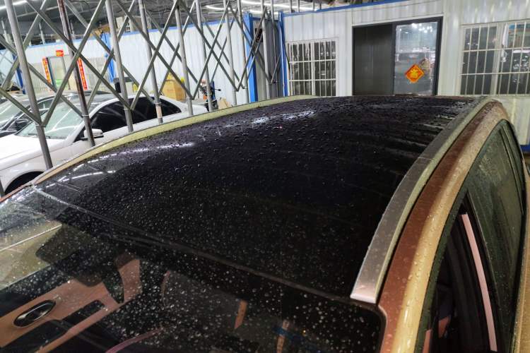 Used AION Y 2022 70 Intelligent Edition Lithium Iron Phosphate Roof