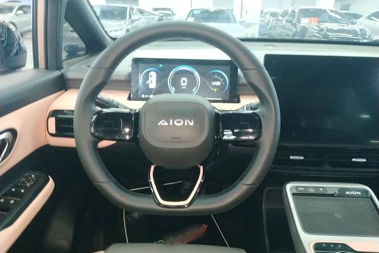 Used AION Y 2022 70 Intelligent Edition Lithium Iron Phosphate Steering Wheel