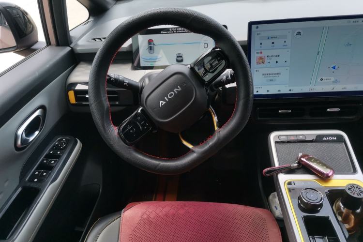 Used AION Y 2022 80 Ultra-Long Range Edition Steering Wheel