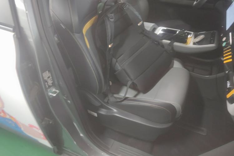 Used AION Y 2022 70 Tech Edition Lithium Iron Phosphate Right Front Seat