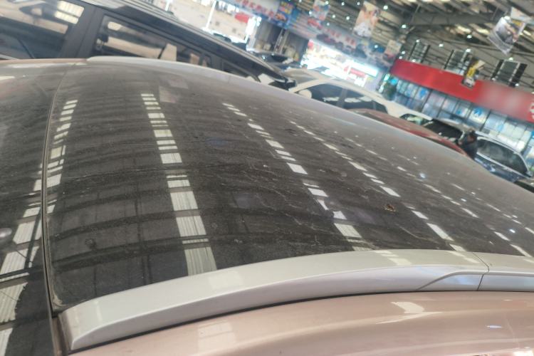 Used AION Y 2022 70 Tech Edition Lithium Iron Phosphate Roof