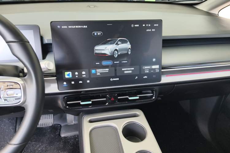 Used AION Y 2022 Plus 70 Executive Edition Audio And AC Panel