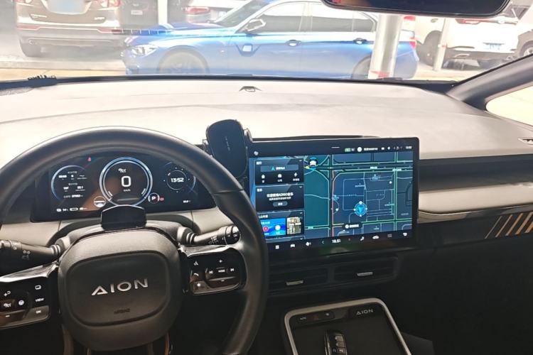 Used AION Y 2022 70 Tech Edition Lithium Iron Phosphate Center Console