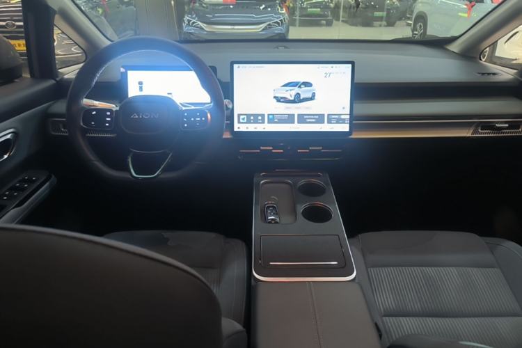 Used AION Y 2022 Plus 80 Enjoy Edition Center Console