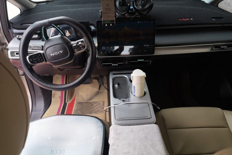 Used AION Y 2022 Plus 80 Enjoy Edition Center Console