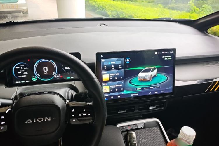 Used AION Y 2022 70 Intelligent Edition Lithium Iron Phosphate Center Console
