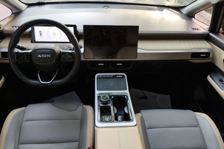 Used AION Y 2022 70 Intelligent Edition Lithium Iron Phosphate Center Console