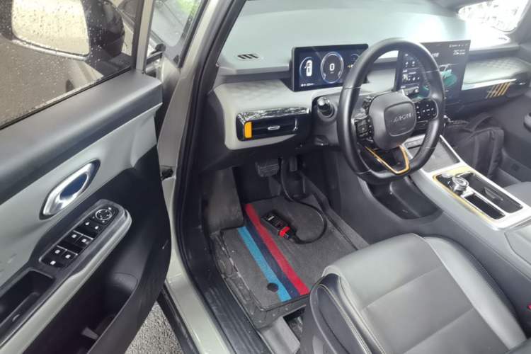 Used AION Y 2022 70 Intelligent Edition Lithium Iron Phosphate Driver Seat