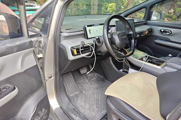 Used AION Y 2022 70 Enjoyment Edition Lithium Iron Phosphate Driver Seat