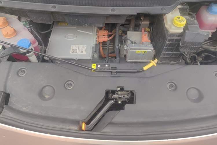 Used AION Y 2022 70 Intelligent Edition Lithium Iron Phosphate Engine Bay