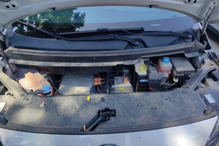 Used AION Y 2022 Plus 70 Smart Edition Engine Bay