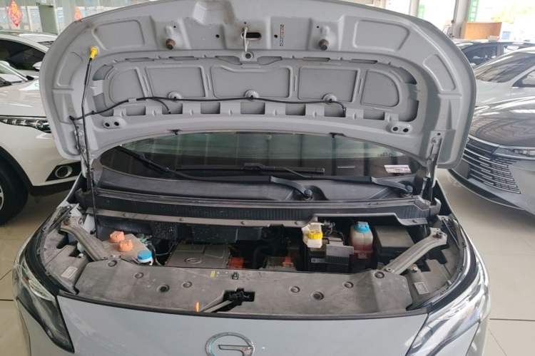Used AION Y 2022 Plus 70 Tech Edition Engine Bay