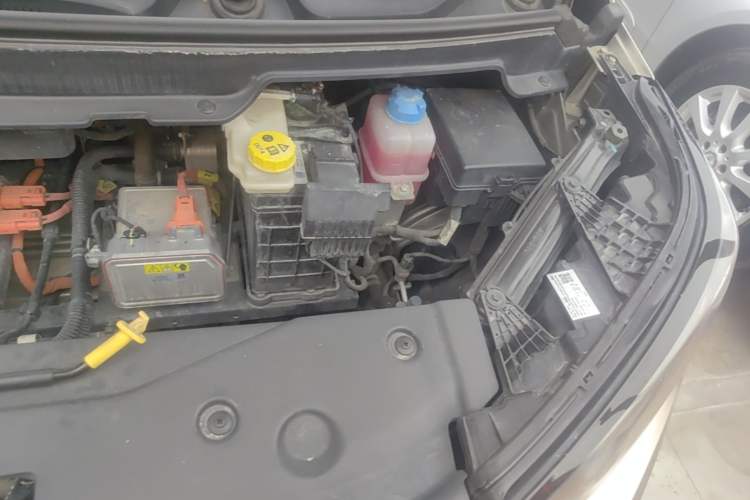 Used AION Y 2022 70 Intelligent Edition Lithium Iron Phosphate Engine Bay Left