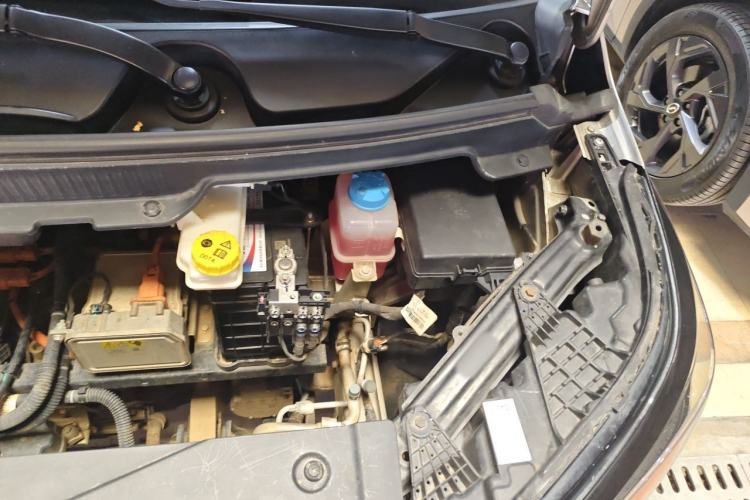Used AION Y 2022 70 Intelligent Edition Lithium Iron Phosphate Engine Bay Left