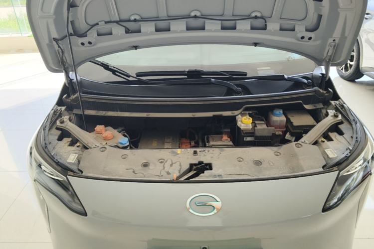 Used AION Y 2022 Plus 70 Executive Edition Engine Bay