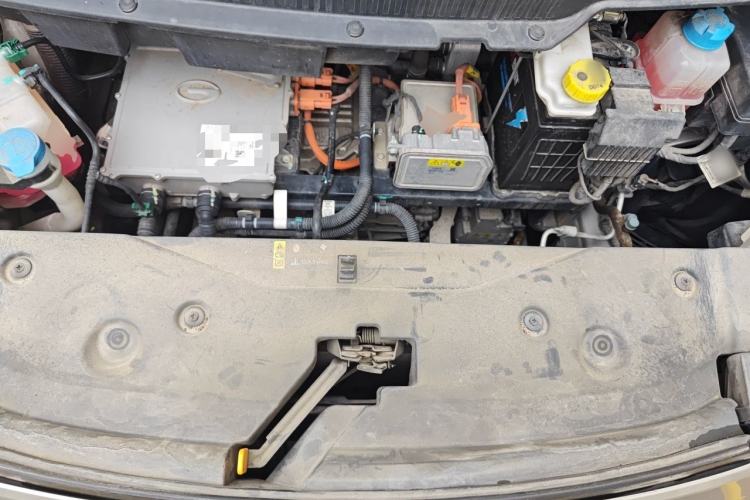 Used AION Y 2022 70 Intelligent Edition Lithium Iron Phosphate Engine Bay