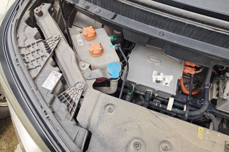 Used AION Y 2022 70 Intelligent Edition Lithium Iron Phosphate Engine Bay Right