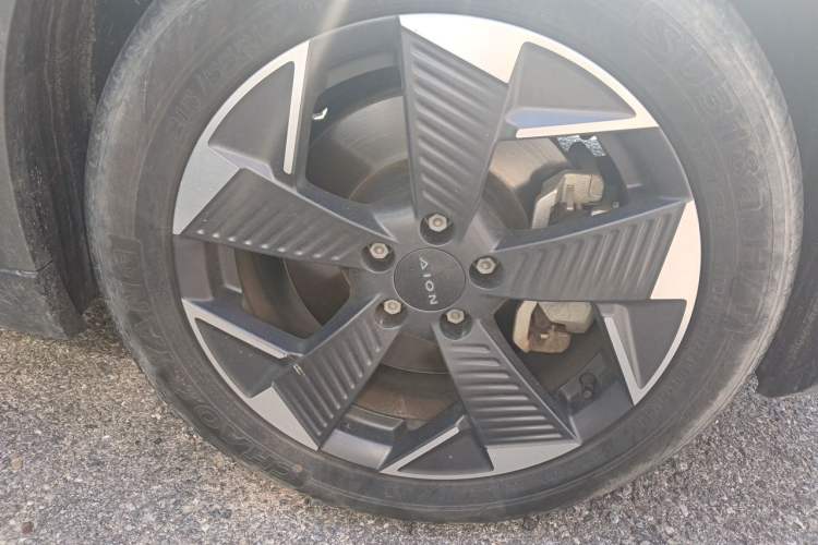 Used AION Y 2022 80 Ultra-Long Range Edition Exterior 1