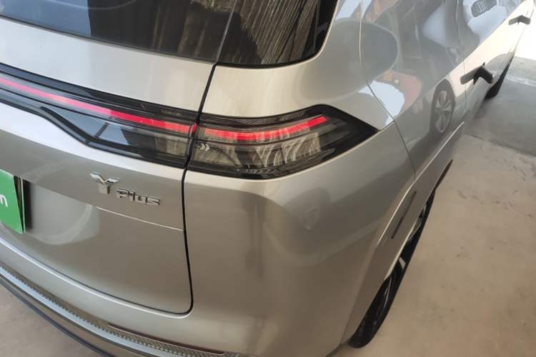 Used AION Y 2022 Plus 70 Smart Edition Exterior 3