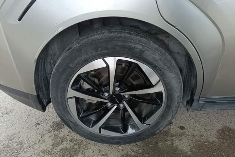 Used AION Y 2022 Plus 70 Smart Edition Exterior 5