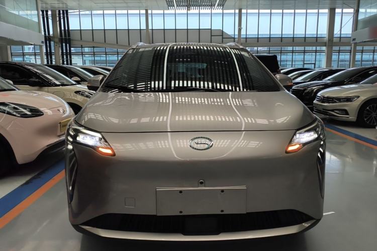 Used AION Y 2022 Plus 80 Smart Edition Front
