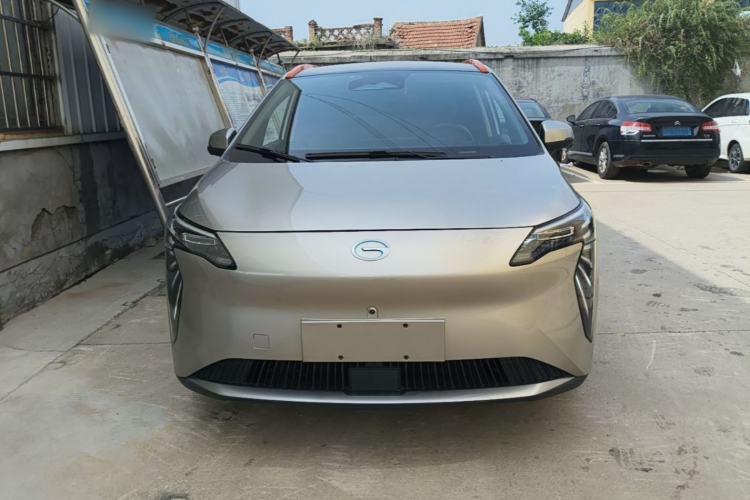 Used AION Y 2022 Plus 70 Tech Edition Front