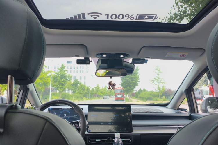Used AION Y 2022 Plus 70 Smart Edition Headliner