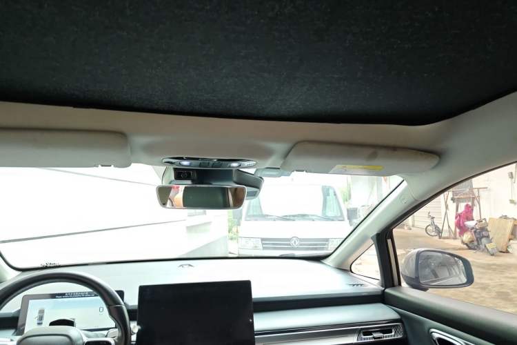Used AION Y 2022 Plus 70 Tech Edition Headliner