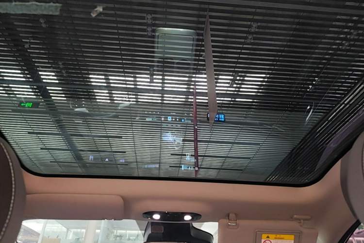 Used AION Y 2022 Plus 70 Smart Edition Headliner