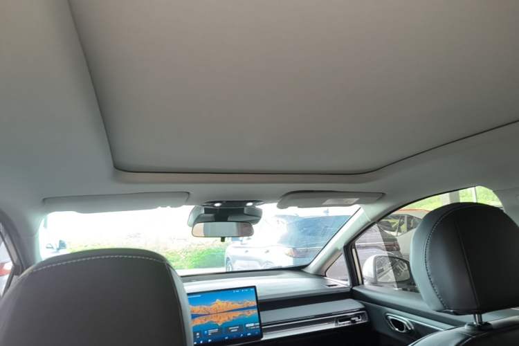 Used AION Y 2022 Plus 70 Smart Edition Headliner