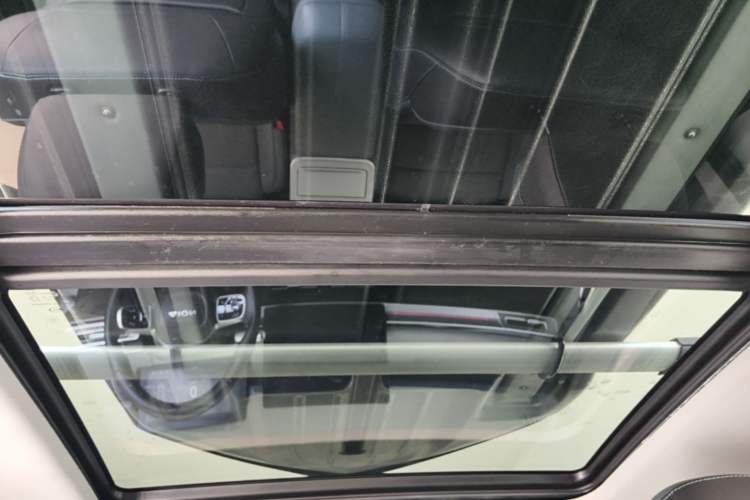 Used AION Y 2022 Plus 70 Executive Edition Headliner