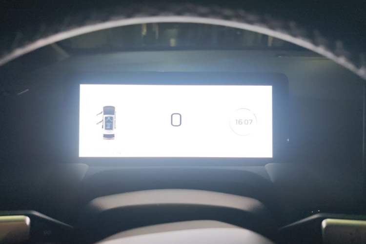 Used AION Y 2022 Plus 70 Smart Edition Instrument Cluster