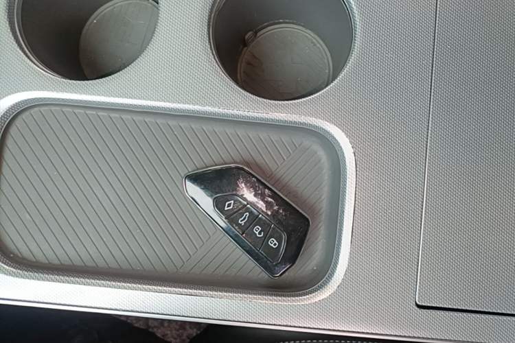 Used AION Y 2022 Plus 70 Smart Edition Interior 1