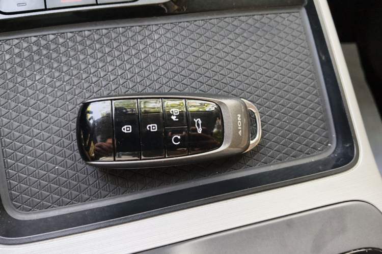 Used AION Y 2022 70 Intelligent Edition Lithium Iron Phosphate Interior 1