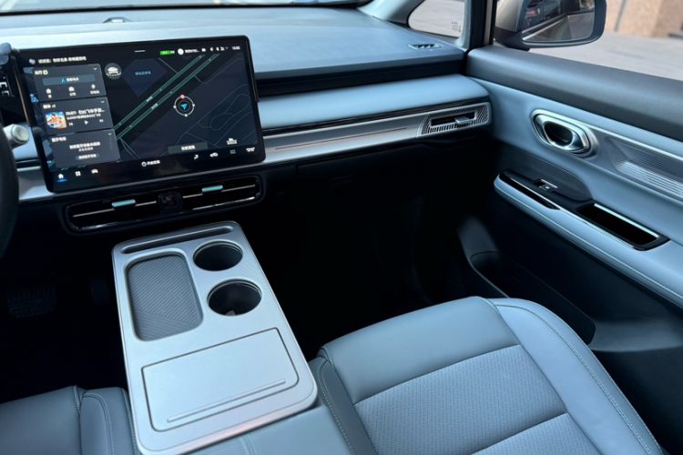 Used AION Y 2022 Plus 80 Intelligent Driving Edition Interior 10