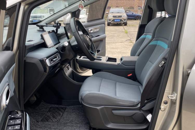 Used AION Y 2022 Plus 80 Enjoy Edition Interior 2