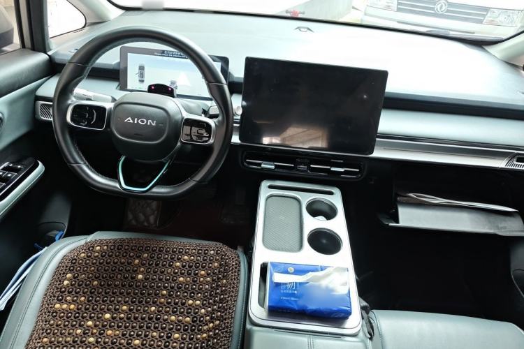 Used AION Y 2022 Plus 70 Tech Edition Interior 2